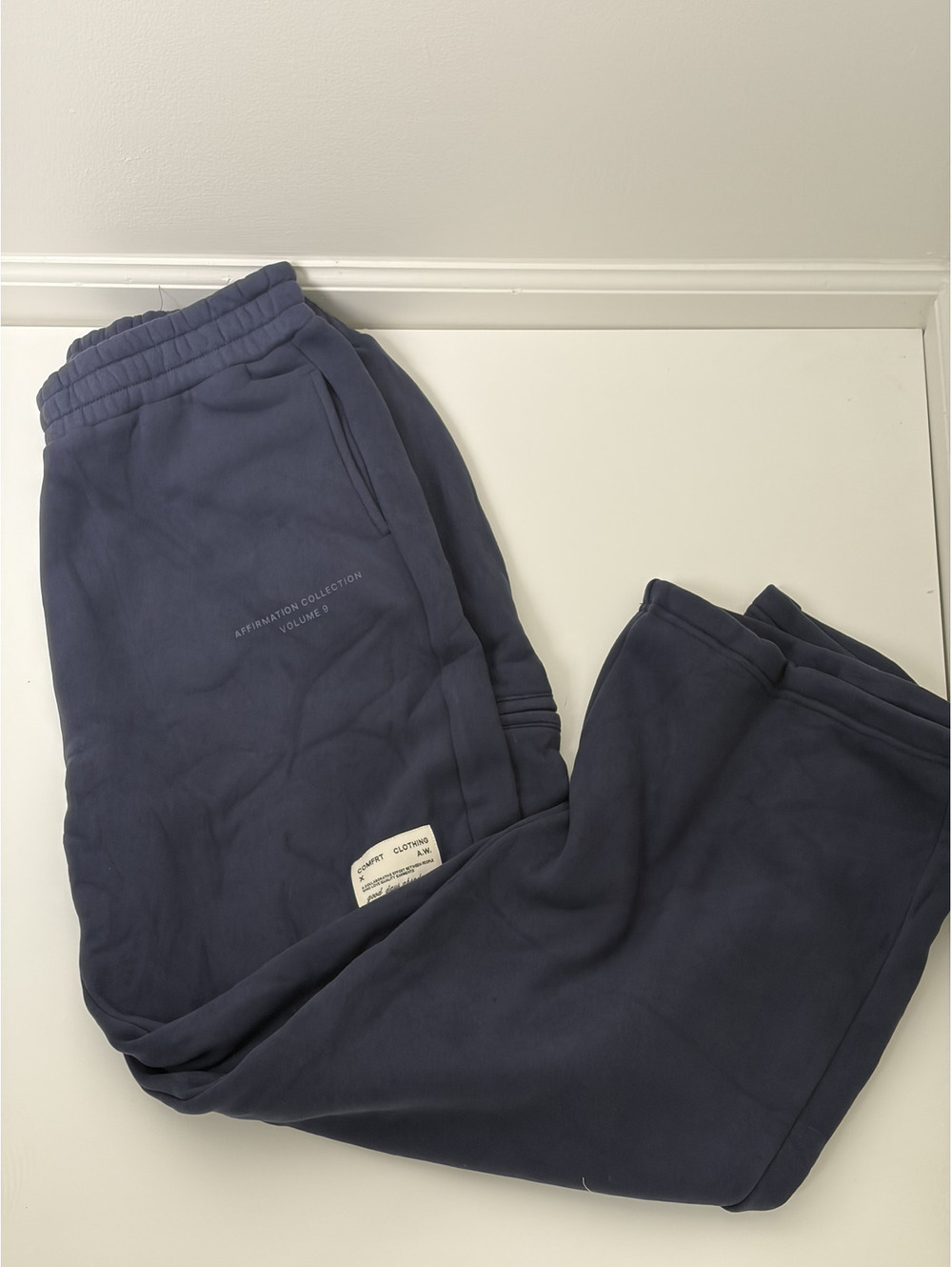 COMFRT NWOT Affirmation Collection Straight Leg Sweatpants Midnight Blue Size S image 2